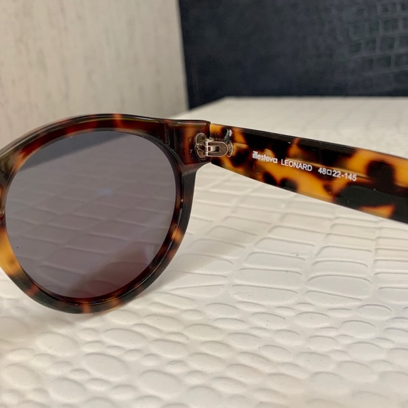 illesteva leonard sunglasses